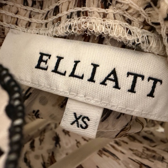 Elliatt Muse Ruffle Top XS - Picture 4 of 4